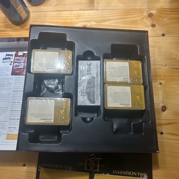 Dragons' Den Strategy Board Game - Black and Gold - Picture 8 of 8